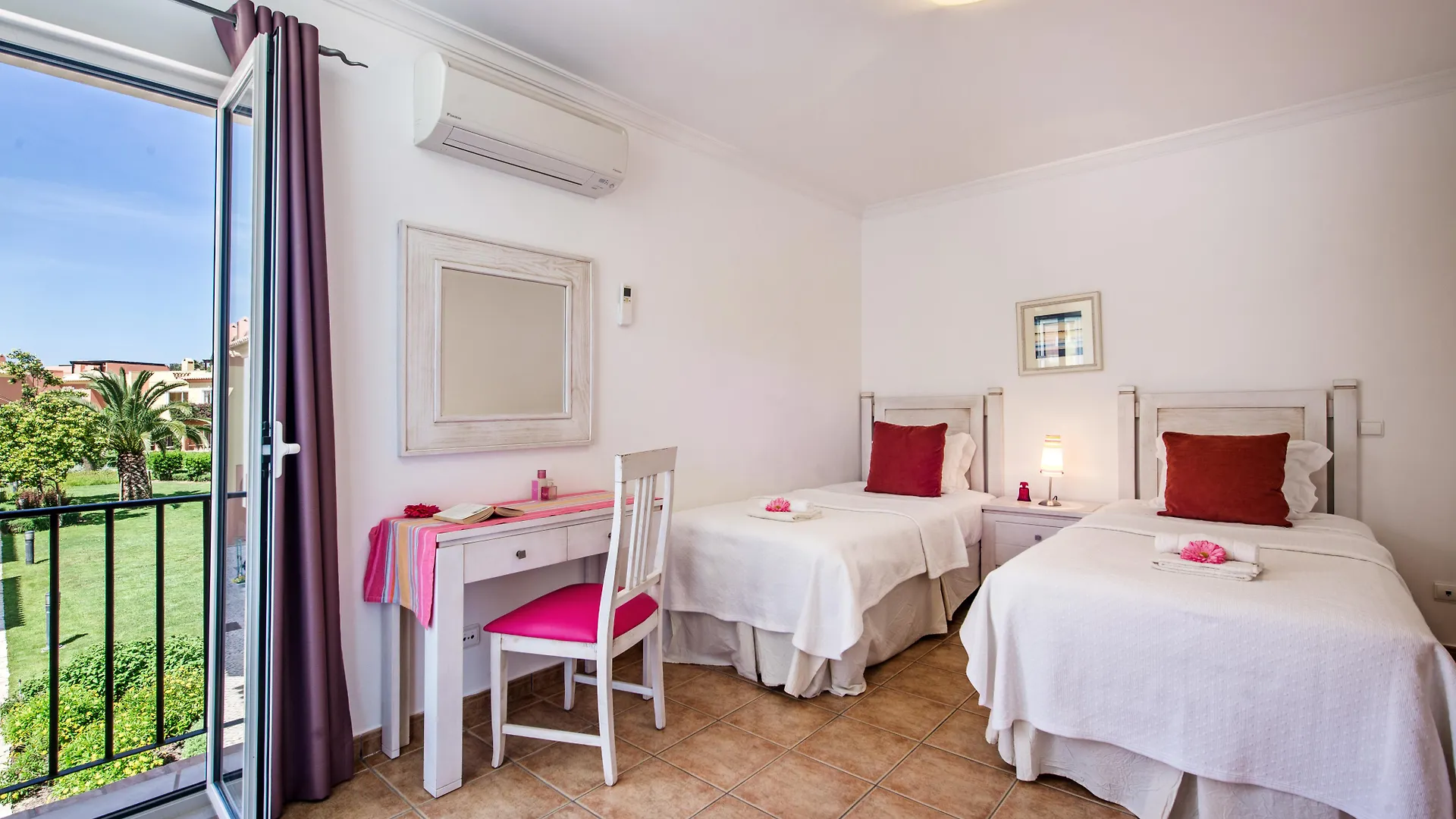 Jardim Da Meia Praia Resort Lagos