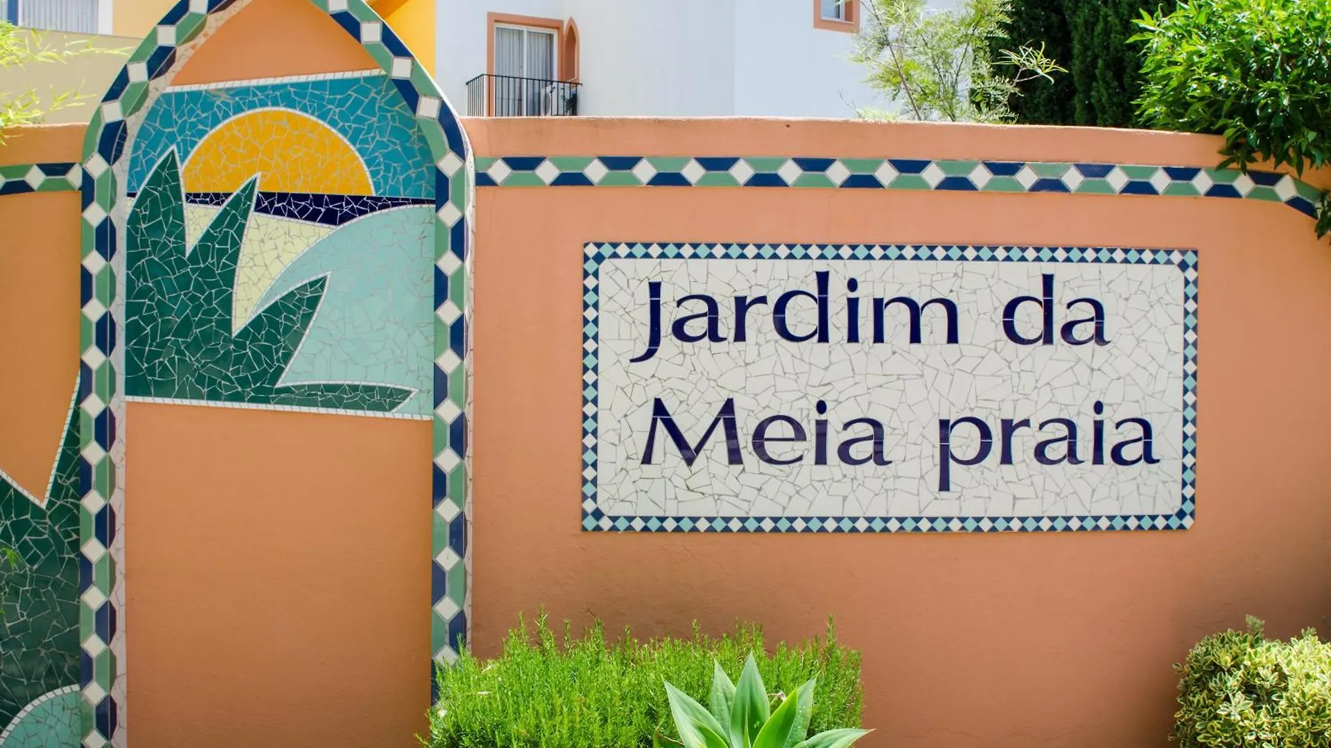 Jardim Da Meia Praia Resort Lagos