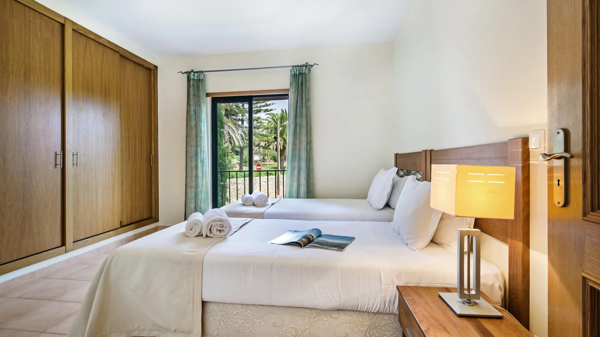 Jardim Da Meia Praia Resort Лагуш 4*,  Португалия