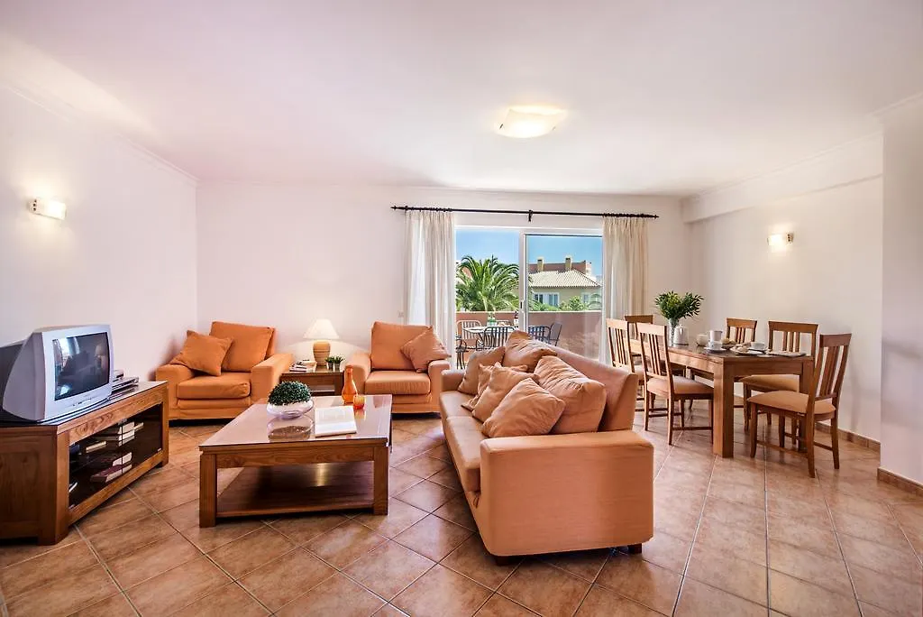 Jardim Da Meia Praia Resort Лагуш